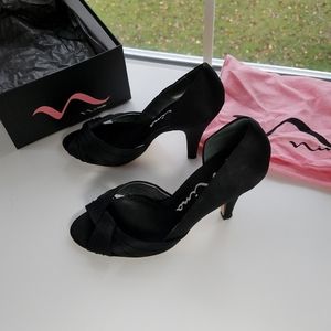 Nina satin black dress shoes